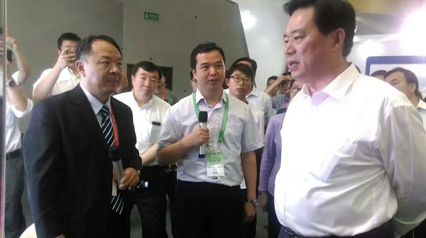 辰安科技受邀參與“2017中國廊坊國際經(jīng)濟(jì)貿(mào)易洽談會(huì)”大數(shù)據(jù)應(yīng)用成果展示 辰安科技受邀參與“2017中國廊坊國際經(jīng)濟(jì)貿(mào)易洽談會(huì)”大數(shù)據(jù)應(yīng)用成果展示